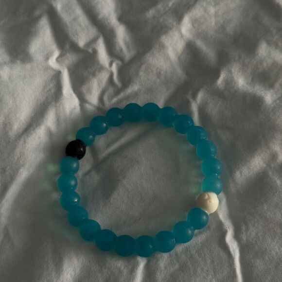 Authentic Lokai Bracelet – Blue, XS (5.5" Circumference) - Picture 2 of 5